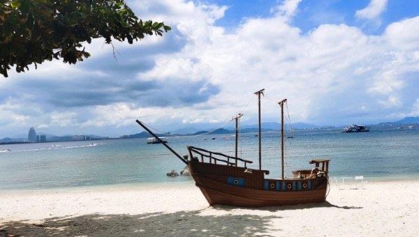 旅游台湾面积相当于大陆哪个省，台湾的地理环境  4