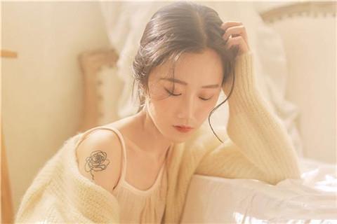 女生说在不在的时候我如何幽默回答