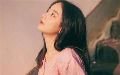 ​让女人主动靠近你的三个方法