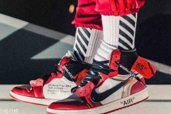 aj1搭配什么袜子 颜色很重要