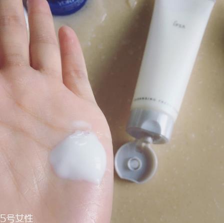 ipsa洗面奶和雅诗兰黛洗面奶哪个好用