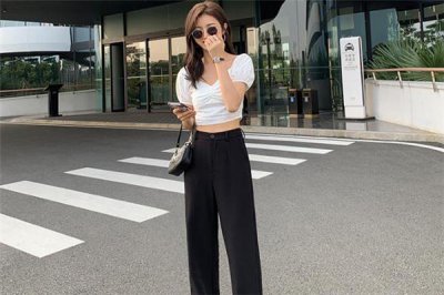 ​阔腿裤要不要配袜子 冬季阔腿裤配什么袜子