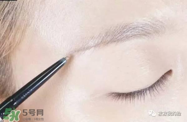 金高银妆容怎么化？金高银仿妆