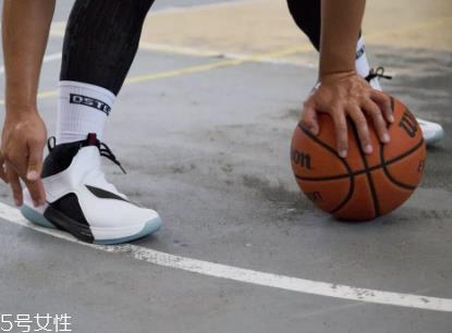 李宁驭帅12测评 性价比超高的实战鞋