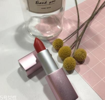 花西子是什么牌子？国货新星品牌