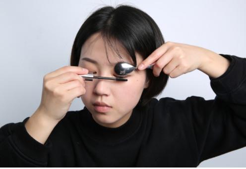 冷冻化妆棉上妆法好吗 网传的化妆神技真的有用吗