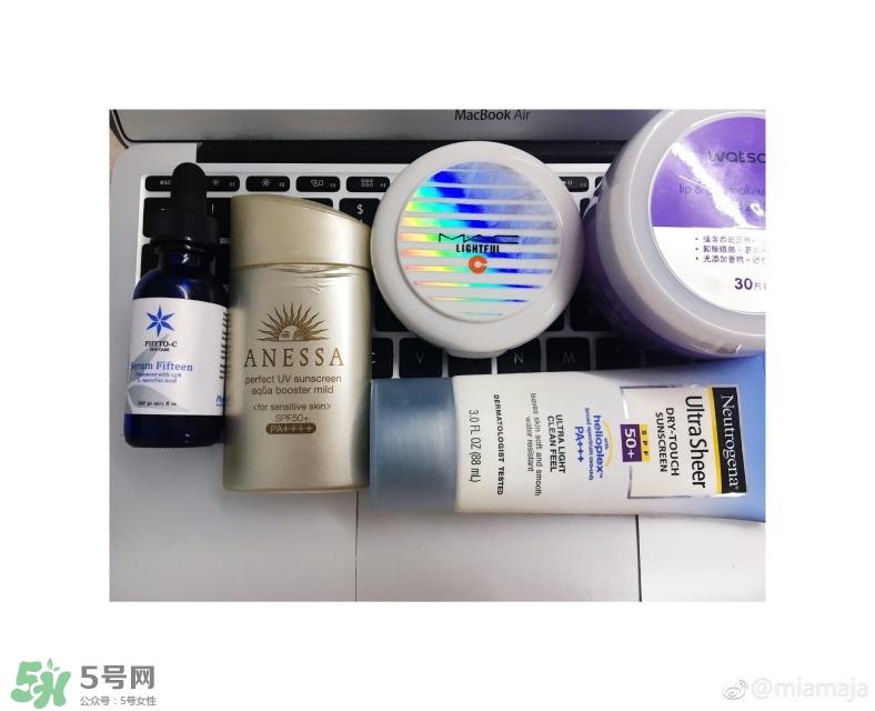 怎么降低防晒霜对皮肤的伤害 防晒搭配推荐