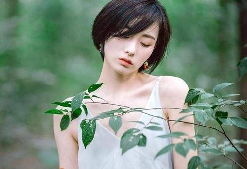 女朋友生气了怎么哄不生气
