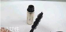 迪奥睫毛膏怎么样？刷完睫毛膏再夹一次睫毛更卷翘