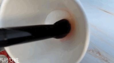 曼丹保湿卸妆水怎么样？防水口红卸不掉
