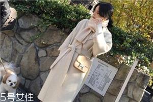 大衣是羊毛的好还是羊绒的好？这两种材质千万要分清