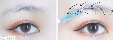 液体眉笔哪个牌子好用 液体眉笔画眉教程