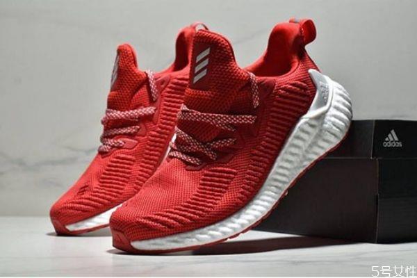 阿迪bounce和boost哪个走路舒服 bounce和boost对比