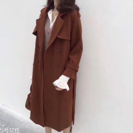 过膝棉服怎么搭配 来自不同的灵感