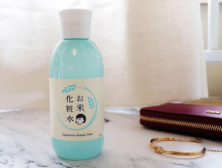 石泽化妆水适合夏天吗 石泽化妆水适合湿敷吗