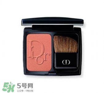 ​迪奥腮红哪个颜色好看 迪奥腮红试色大全