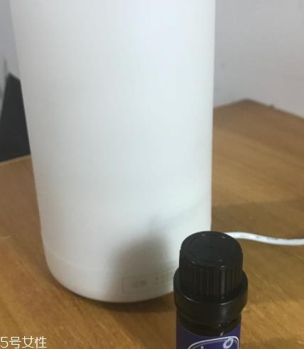 玫瑰精油可以去斑吗？玫瑰精油怎么祛斑