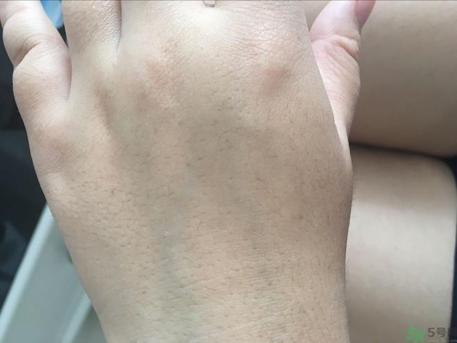 美宝莲小金笔怎么样?美宝莲小金笔好用吗?