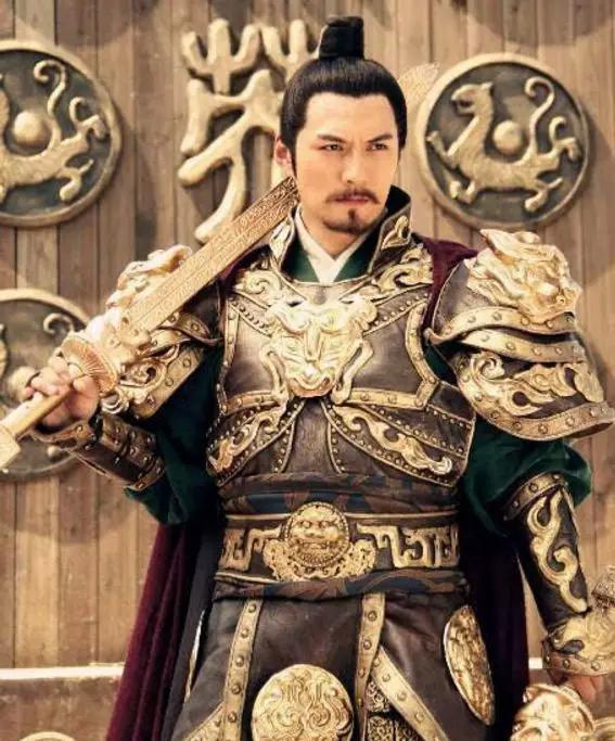 狄仁杰亢龙锏是唐中宗李显赐的吗？