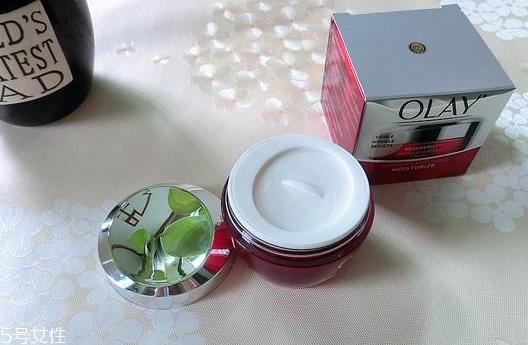 olay大红瓶搓泥是怎么回事 让你拥有冻龄肌