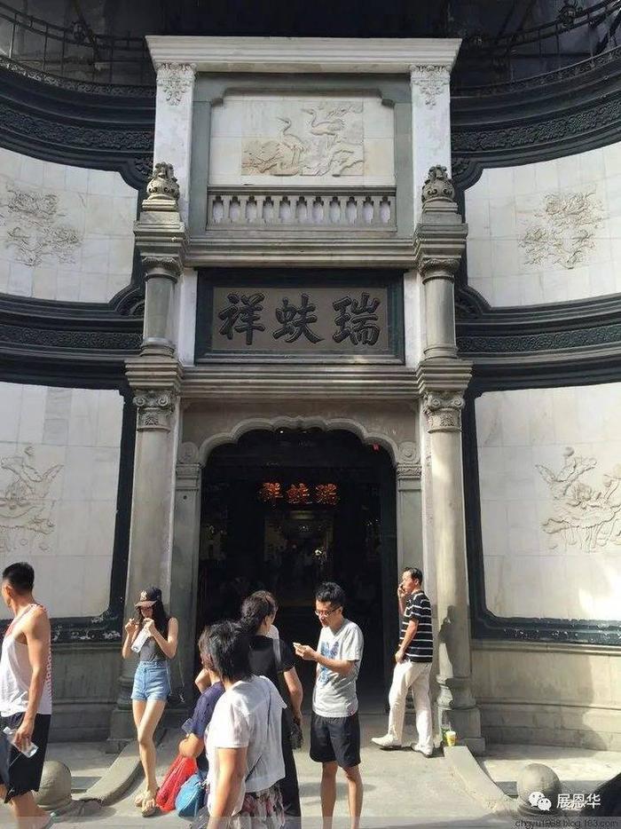 平阴啊平阴，你的品位在哪里？