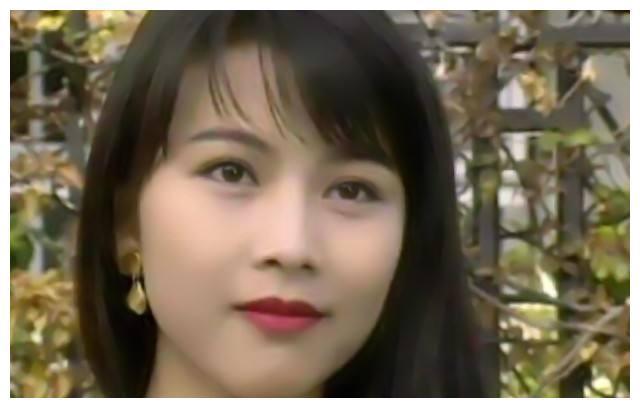 刘銮雄“猎艳”美少女蔡少芬，为何宝咏琴无怨言，待她如亲妹妹？