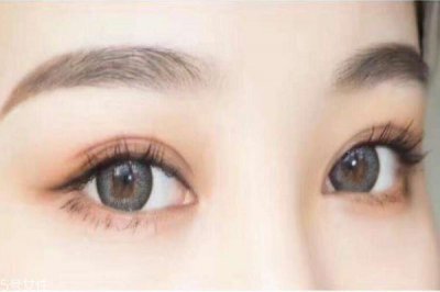 ​美瞳戴什么颜色好看 最流行的美瞳颜色