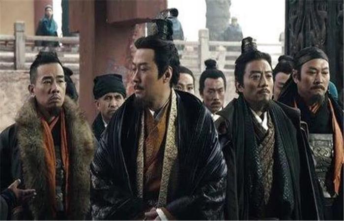 刘邦参加鸿门宴带了几员得力干将，为何逃跑时偏偏丢下张良？