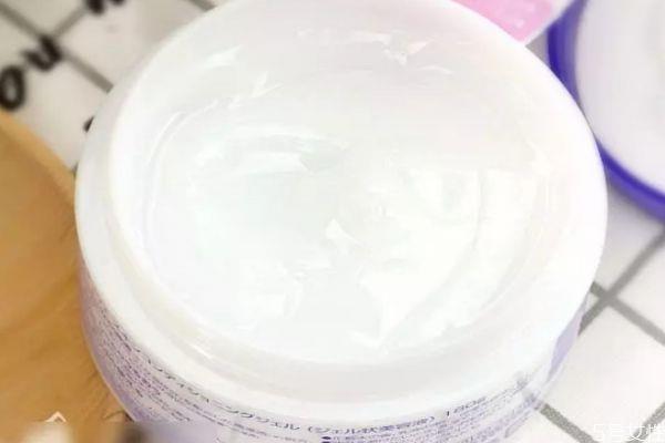 娥佩兰薏仁面霜价格多少钱 娥佩兰薏仁面霜使用方法