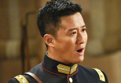 ​吴京荣获百花最佳男主角，冷锋这次慌了，吴京回复4字暴露本质