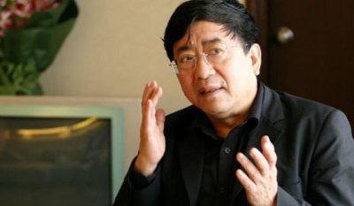 ​余秋雨：落魄时靠发妻打工养活，成名后抛妻弃女娶“唐僧母亲”