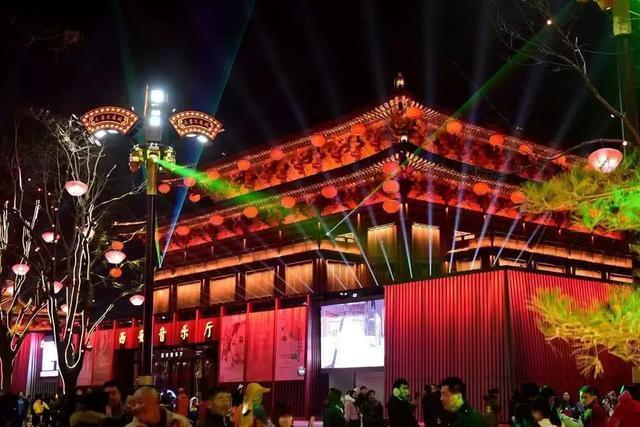白天不懂夜的黑，“最西安”夜生活正式开启