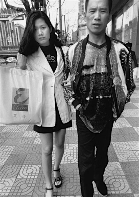 镜头下1996的上海女人: 没想到90年代的上海女人那么美
