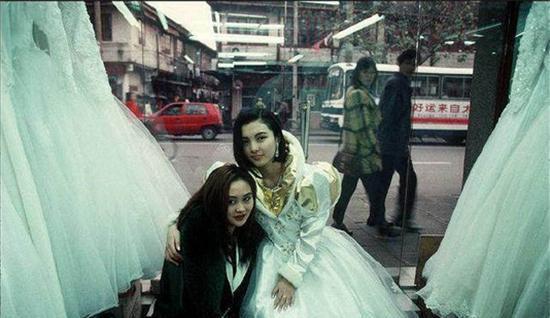 镜头下1996的上海女人: 没想到90年代的上海女人那么美
