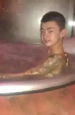曾经爆红的5位童星，王欣逸入狱，小小彬患病，邓鸣贺已远上天堂