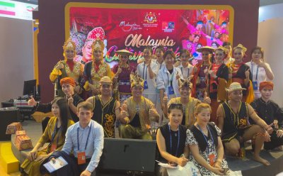 ​外眼看亚欧博览会： 连接中国和亚欧各国，新疆占据重要地位