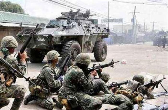 铁血总统又立大功，兵不血刃，3万叛军缴械投降，联合国也要点赞