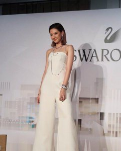 ​她是台湾美乳女神第一名，却陷入不雅照片和视频事件