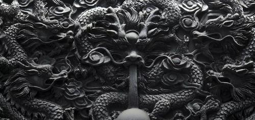 “锁龙井”里的铁链拉不尽，难道真有龙？专家打捞后发现奇怪物件