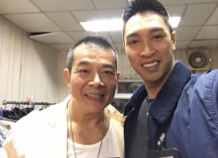 香港六大“恶人”近照：除了变老，还和善很多，他居然站C位？