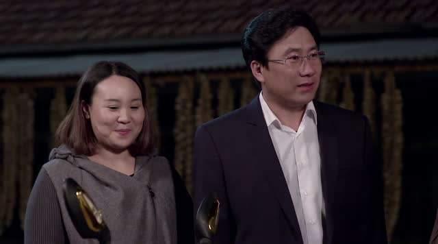 赵本山的弟子再爆丑闻，这弟子婚内出轨也就罢了，还转移财产