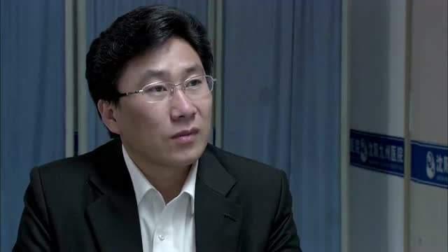 赵本山的弟子再爆丑闻，这弟子婚内出轨也就罢了，还转移财产