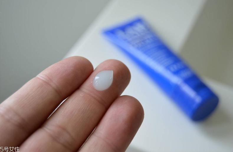 朗仕蓝buff乳液怎么样？lab series俊范凝胶好用吗？