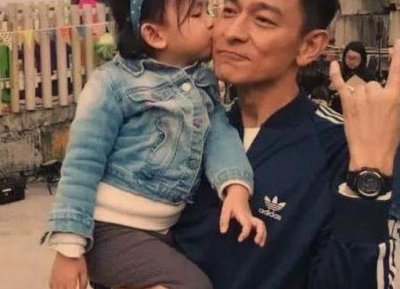 ​刘德华有没有小孩（刘德华的孩有几个）