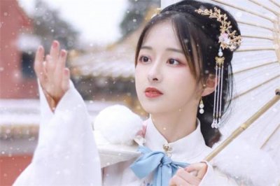 ​汉服配什么发型好看 穿汉服适合什么样的发型