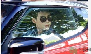 李钟硕墨镜什么牌子？姜哲墨镜什么牌子？