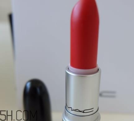 mac和tf口红哪个好？mac魅可和tomford口红对比