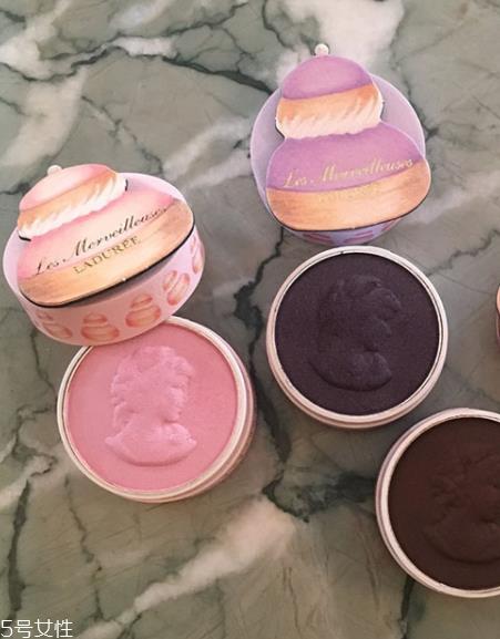 laduree2018夏季限定泡芙单色眼影试色 迷你眼影上脸图