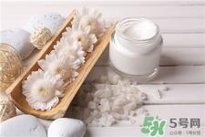 浴盐可以去黑头吗?浴盐怎么去黑头?