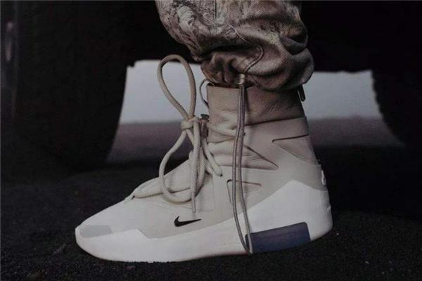 nike air fear of god 1偏码吗 码数比较正常